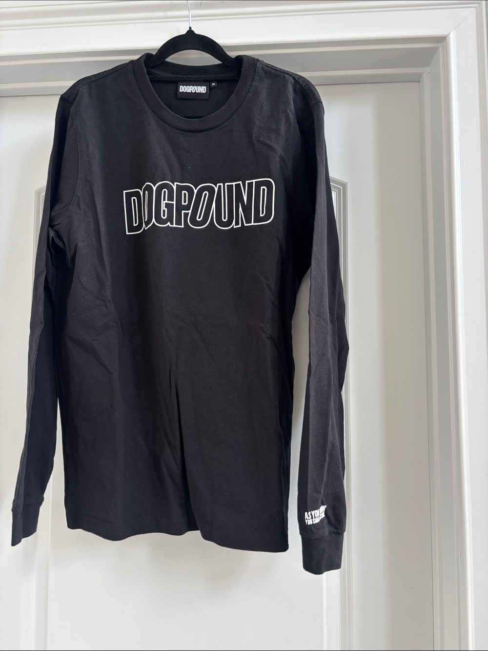 DOG POUND Black Long-Sleeve Logo Tee